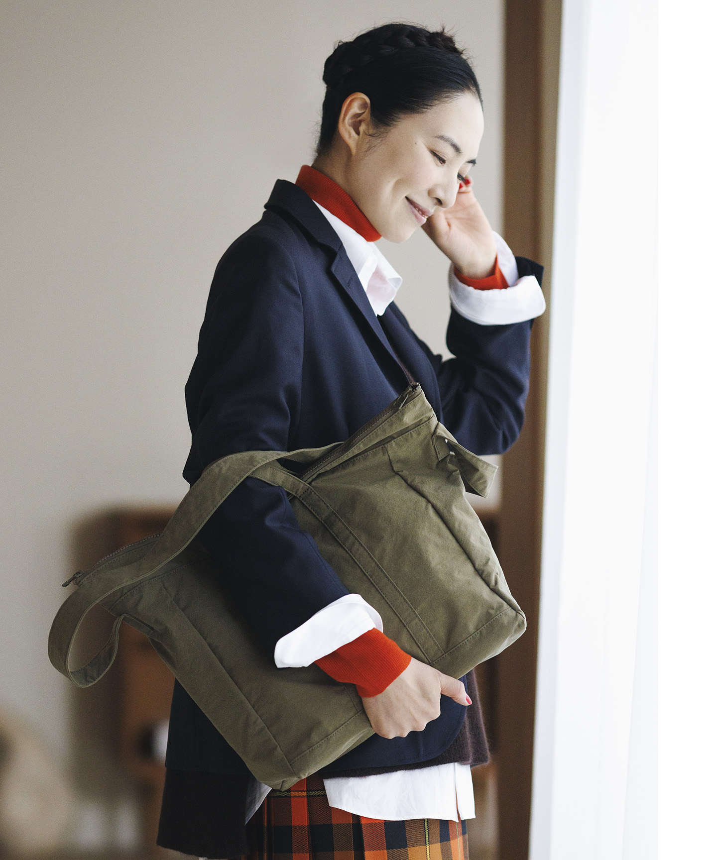 浜島直子×NIZYUKANO はまじと作ったトートバッグに 冬に映える新色が